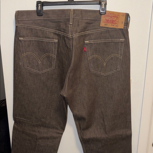 Levi's 501 Dark Brown Denim Jeans - Picture 4 of 4